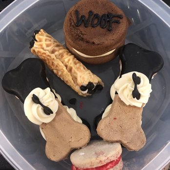 Three Dog Bakery - Doggie Desserts - Pet Stores Near Me - Sewickley, Pennsylvania Three Dog Bakery - Doggie Desserts - Pet Stores Near Me - Sewickley, Pennsylvania