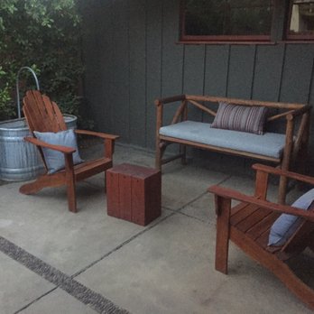 Sparrows Lodge - Private patio area off of Room Number 1 - Hotels Near Me - Palm Springs, California Sparrows Lodge - Private patio area off of Room Number 1 - Hotels Near Me - Palm Springs, California