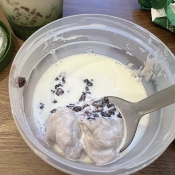 Makkee Dessert - Taro black sticky rice mochi fresh milk - Desserts Near Me - Mountain View, California Makkee Dessert - Taro black sticky rice mochi fresh milk - Desserts Near Me - Mountain View, California