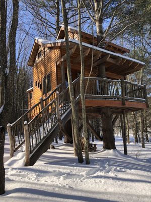Moose Meadow Lodge & Treehouse by null