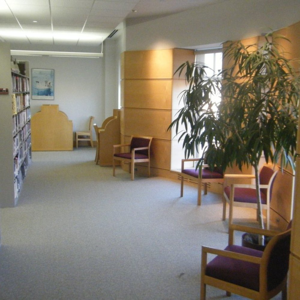 Waltham Public Library - Cozy places to sit - Libraries Near Me - Waltham, Massachusetts Waltham Public Library - Cozy places to sit - Libraries Near Me - Waltham, Massachusetts