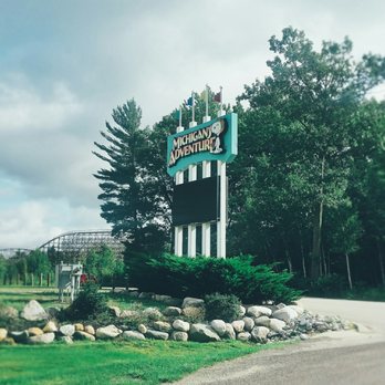 Michigan’s Adventure - Snoopy welcomes you on the entrance sign to MichAd! - Amusement Parks Near Me - Muskegon, Michigan Michigan’s Adventure - Snoopy welcomes you on the entrance sign to MichAd! - Amusement Parks Near Me - Muskegon, Michigan