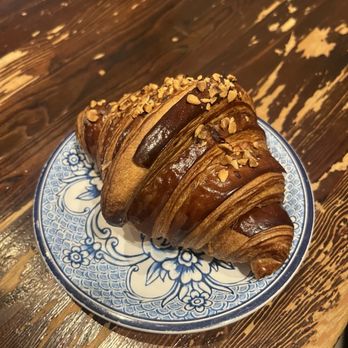 Detour Coffee - Nutella croissant - Coffee & Tea Near Me - Arlington, Virginia