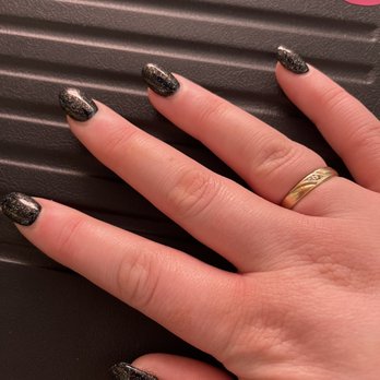 Nails Now - Black rounded acrylic nails with gel polish - Nail Salons Near Me - Salem, Oregon