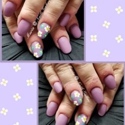 Nails Galore - Someone with skin issues, making them feel beautiful!