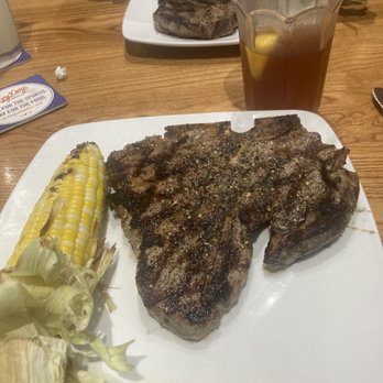 Glory Days Grill - Sports Bars Near Me - St. Petersburg, Florida