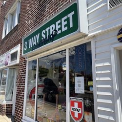 3 Way Street Skate Shop - Entry
