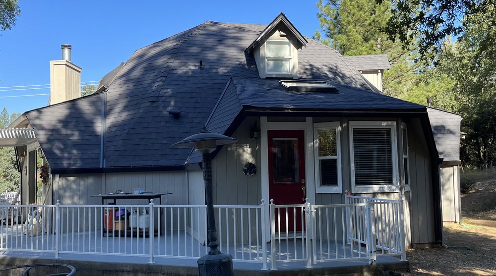 Slide of Unique Roofing Services