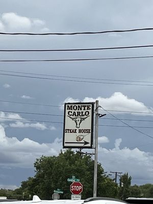Monte Carlo Liquors & Steak House by null