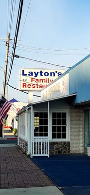 Layton's Family Restaurant by null