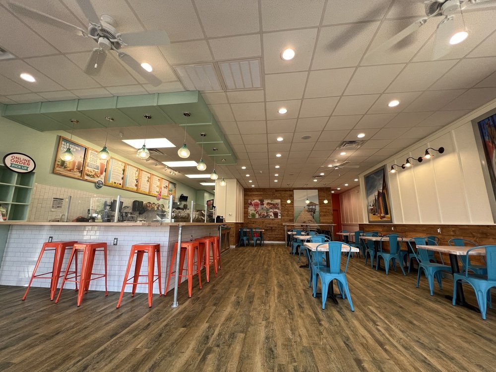 Tropical Smoothie Cafe