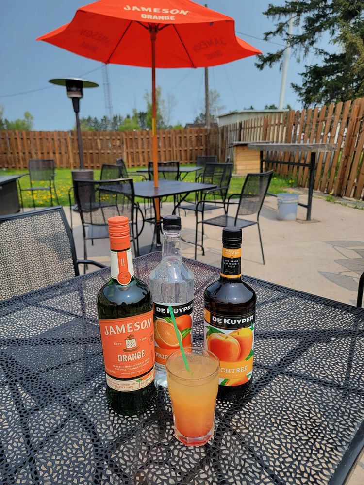 CROMWELL LIQUOR STORE Updated September 2024 5571 Highway 210