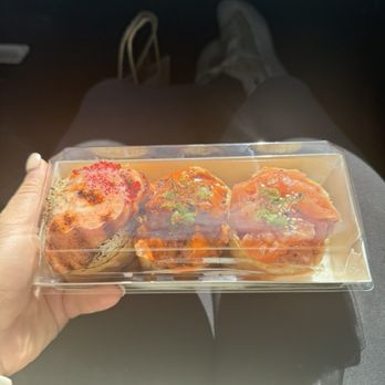 Atoyubu - Crab, spicy tuna, fresh salmon - Japanese Near Me - Buena Park, California