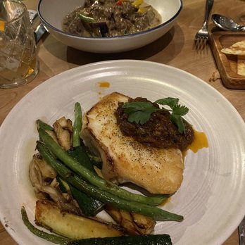 Pusadee's Garden - Halibut with chili sauce and veggies - Thai Near Me - Pittsburgh, Pennsylvania Pusadee's Garden - Halibut with chili sauce and veggies - Thai Near Me - Pittsburgh, Pennsylvania