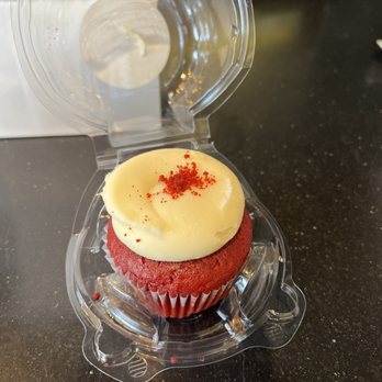 Empire Cake - Bakeries Near Me - New York, New York