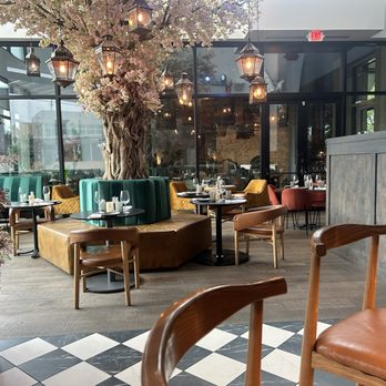 The Glen - Smaller Seating for Tables of Two - Seafood Near Me - Frisco, Texas The Glen - Smaller Seating for Tables of Two - Seafood Near Me - Frisco, Texas
