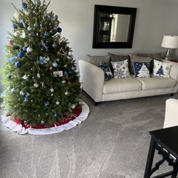 Basciano Carpet & Upholstery Cleaning - Start your holidays with steam clean carpets to make the house smell clean and fresh! Free deodorizer with every cleaning!