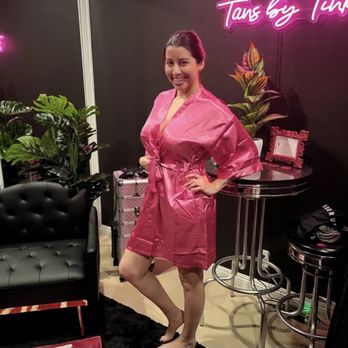 Tans by Tink - Before tan - Spray Tanning Near Me - Encinitas CA, California Tans by Tink - Before tan - Spray Tanning Near Me - Encinitas CA, California