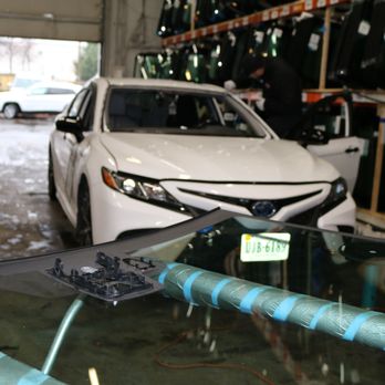 Auto Glass Express - Windshield Installation & Repair Near Me - Harrisonburg, Virginia Auto Glass Express - Windshield Installation & Repair Near Me - Harrisonburg, Virginia