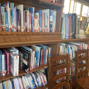 Branches Atelier - Library - Preschools Near Me - Los Angeles, California
