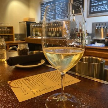 Parcht Bottleshop + Bites - Delicious wine - New American Near Me - Taos, New Mexico