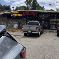 Town & Country Liquor Party Shoppe
