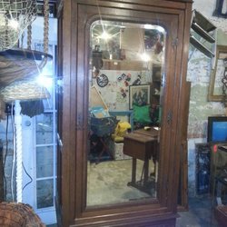On the Boulevard Gifts, Antiques and Collectibles