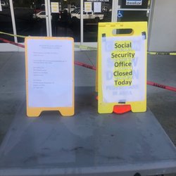 Closed sign