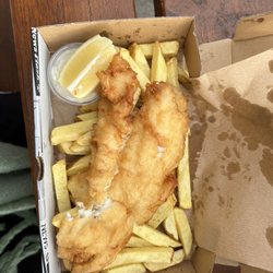 Dorans on the Pier - Fish and chips