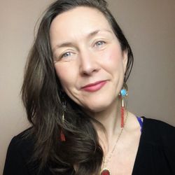 Equilibria Wellness - Kamila Loupal, Somatic Life Coach, LMT, Owner in Hood River, Oregon