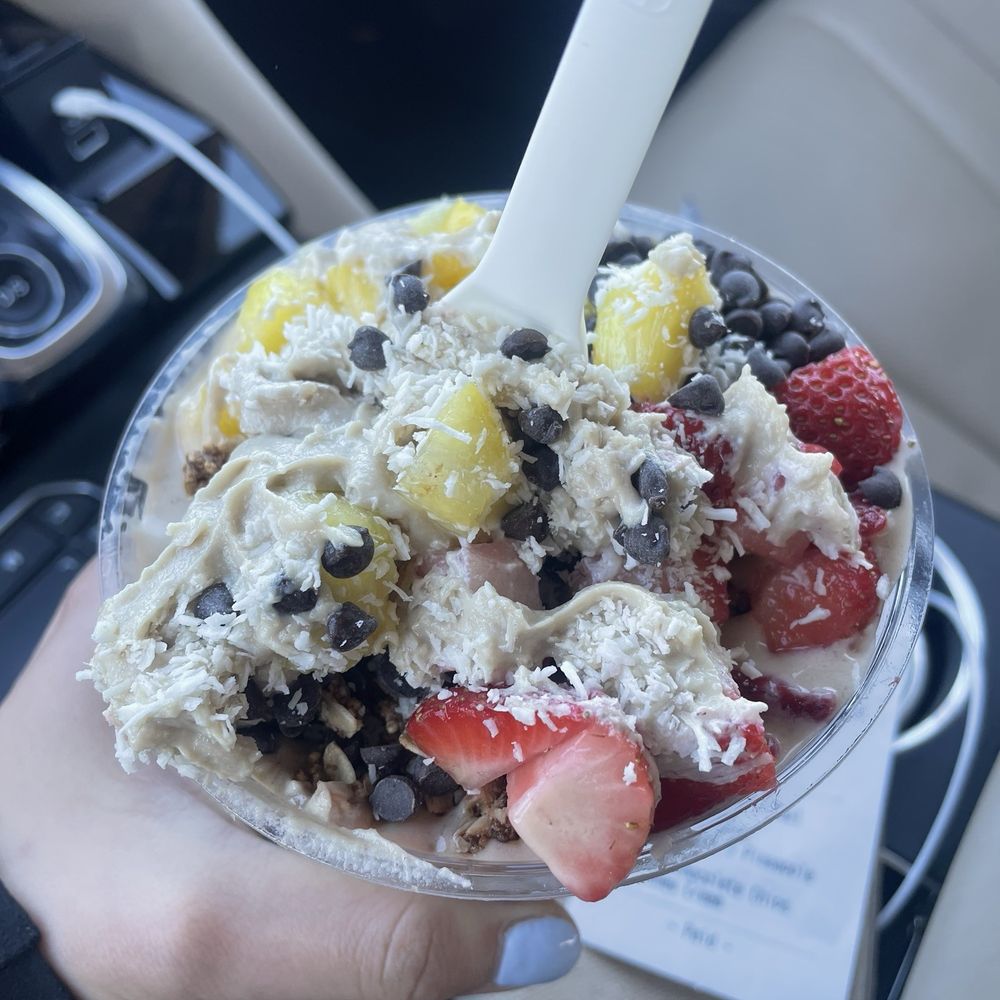 Cannoli Smoothie Bowl