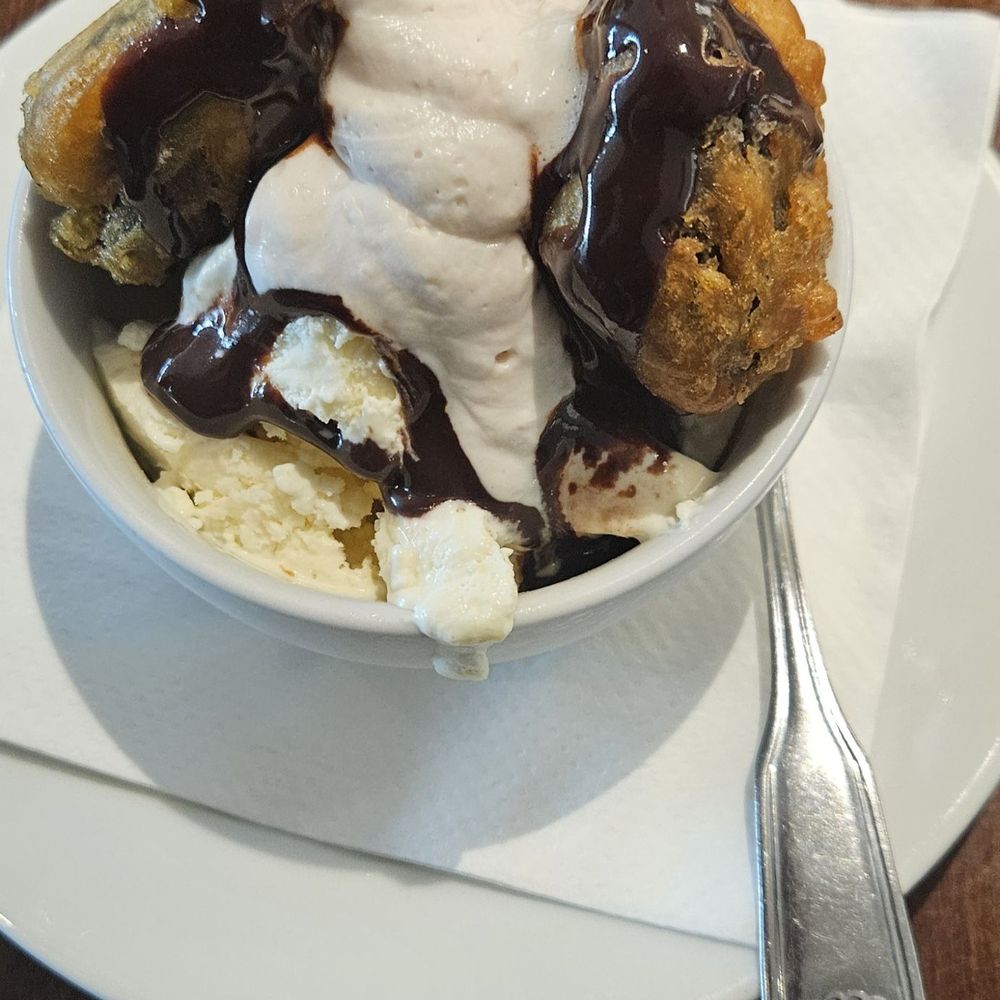 The View at Colony West - Fried Oreo Sundae - Venues & Event Spaces Near Me - Tamarac, Florida The View at Colony West - Fried Oreo Sundae - Venues & Event Spaces Near Me - Tamarac, Florida