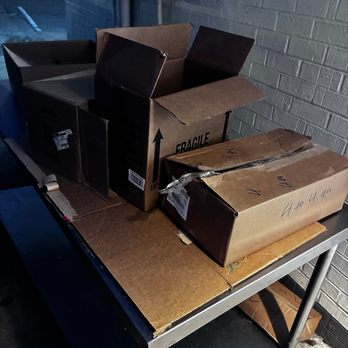 Bluff City Junk Removal - Commercial Junk Removal Memphis Tennessee - Junk Removal & Hauling Near Me - Bartlett, Tennessee
