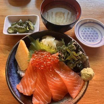 Osawa Shabu Shabu & Sushi - Salmon & Ikura Don - Japanese Near Me - Pasadena, California