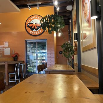 La Monarca Bakery & Cafe - Bakeries Near Me - Los Angeles, California