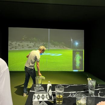 Teebox Indoor Golf Club - You have to try it ! So fun ! - Golf Near Me - Cave Creek, Arizona