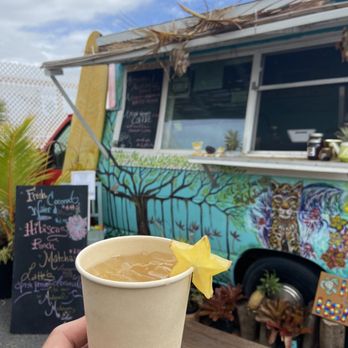 Ula Ula Cafe - Lemongrass Basil Lemonade - Food Trucks Near Me - Wailuku, Hawaii Ula Ula Cafe - Lemongrass Basil Lemonade - Food Trucks Near Me - Wailuku, Hawaii