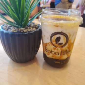 Boba Bliss - Creme Brulee Pearl Latte - Bubble Tea Near Me - Dublin, California Boba Bliss - Creme Brulee Pearl Latte - Bubble Tea Near Me - Dublin, California