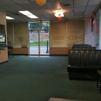 Chinese Gourmet Restaurant - empty waiting area - Chinese Near Me - Saint Louis, Missouri Chinese Gourmet Restaurant - empty waiting area - Chinese Near Me - Saint Louis, Missouri