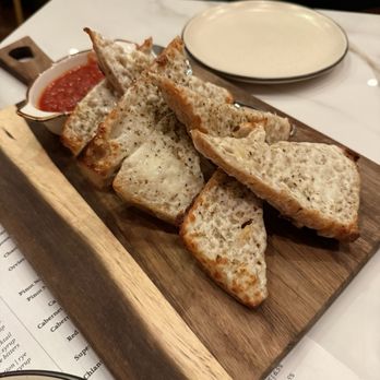 Madri - Garlic Cheese Bread - Italian Near Me - Redlands, California
