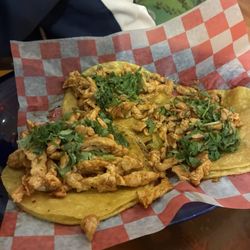 El Toro Loco - Street Tacos (chicken)