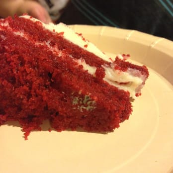 Bakery Street - Mold on the cake the day I bought it - Bakeries Near Me - San Leandro, California