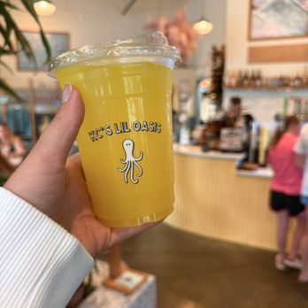 Outta the Blue Cafe - Cafes Near Me - Leawood, Kansas