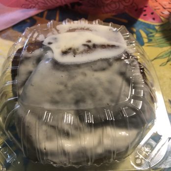 Cinnamon Roll Shack - The walnut cinnamon roll - Food Trucks Near Me Cinnamon Roll Shack - The walnut cinnamon roll - Food Trucks Near Me