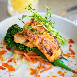 Terraza Garden Patio & Lounge - Salmon Dish