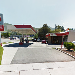 Uptown Service Phillips 66