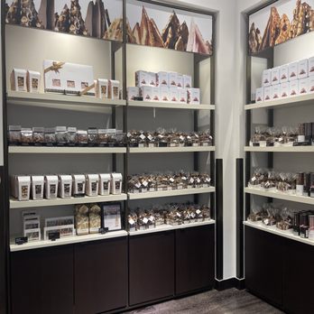 Läderach chocolatier suisse - Chocolatiers & Shops Near Me - Glendale, California