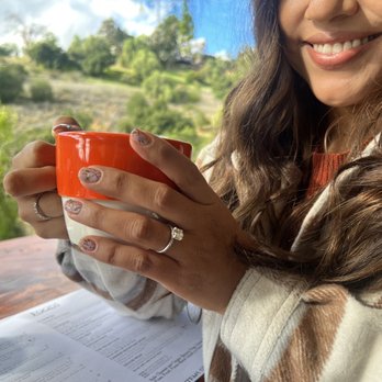 Cafe on 27 - Vanilla latte with oatmilk - Breakfast & Brunch Near Me - Topanga, California Cafe on 27 - Vanilla latte with oatmilk - Breakfast & Brunch Near Me - Topanga, California