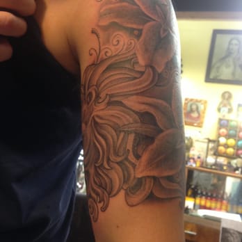 Six Feet Under - Tattoo Near Me - Upland, California