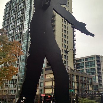 Hammering Man - Public Art Near Me - Seattle, Washington